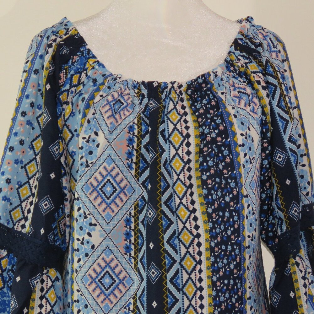 Mileage Blue Multicolor Print 3/4-Sleeve Wide Elastic Neck Blouse Size L (C1185)